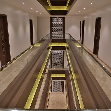 Hotel K P Pride Jalgaon Dış mekan fotoğraf