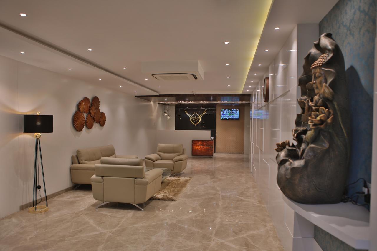 Hotel K P Pride Jalgaon Dış mekan fotoğraf
